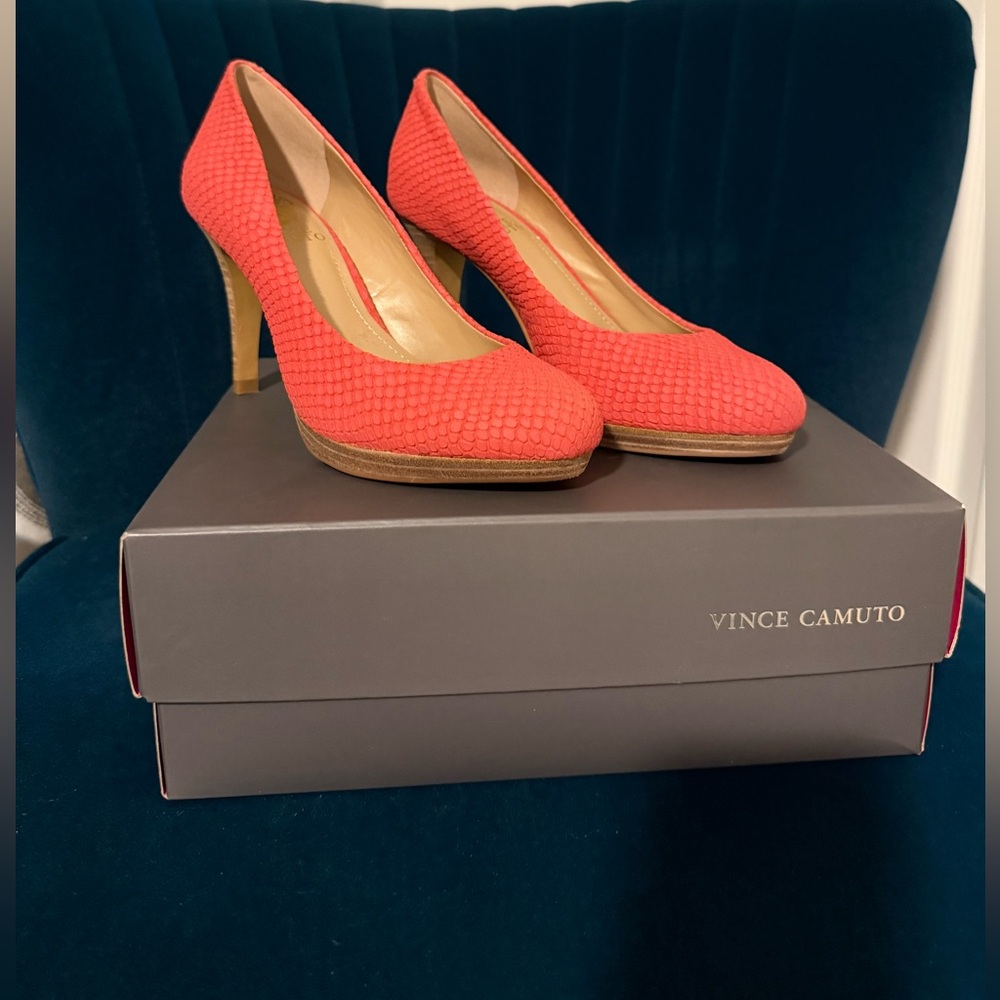 Vince Camuto Women's Coral Pumps